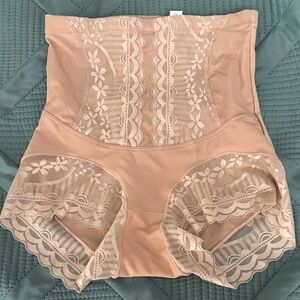 Women's Lace High-Waisted Shapewear